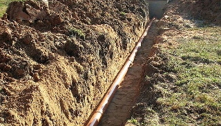 Копка траншей для водопровода в Сургуте: цена за метр от 920 руб.