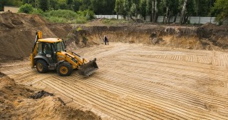 Разработка котлована Сургут, цена от 307 руб./м3.